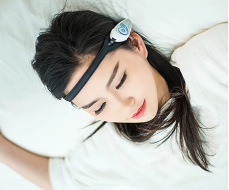 Practice Mindfulness With This Innovative Smart Headband